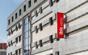 Ibis Centre Hotell 3*